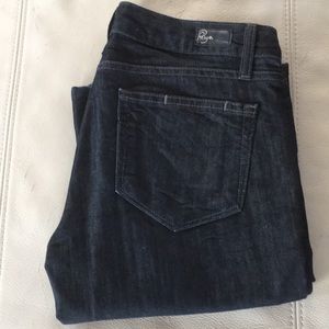Paige Premium Denim Hollywood Hills Size 27